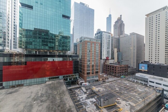 Building Photo - 221 E Ohio St