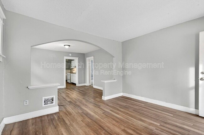 Building Photo - 6705 St Louis Ave