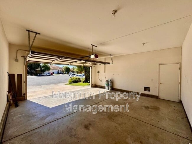 Building Photo - 41713 Niblick Rd