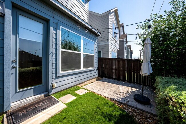 Building Photo - Bright and Modern Two-Story in One of San ...
