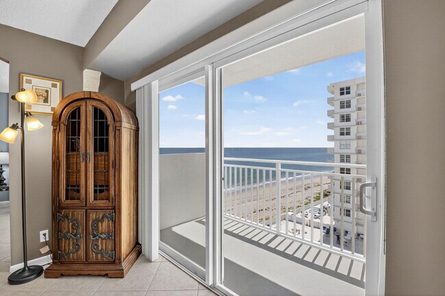 Building Photo - 4505 S Ocean Blvd