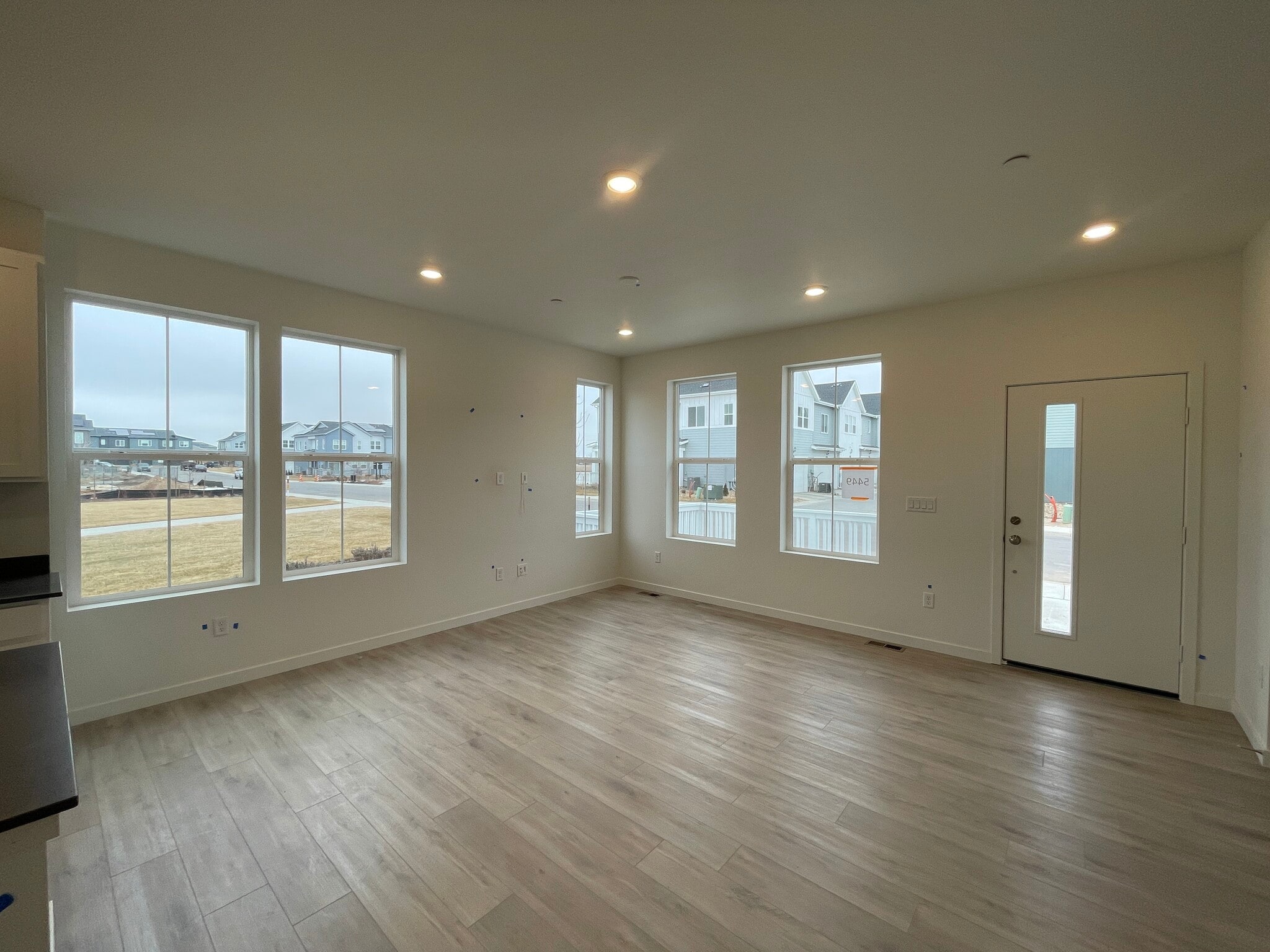 Entrance - 5449 Euclid Dr