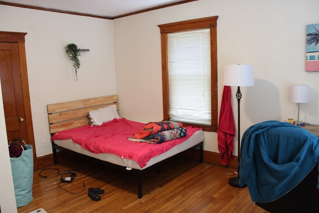 Building Photo - 56 Pinckney St