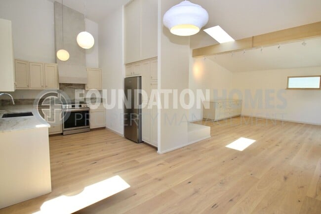 Building Photo - Tamalpais Valley Modern Gem with Forest Vi...
