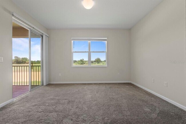 Building Photo - 877 Ocean Course Ave
