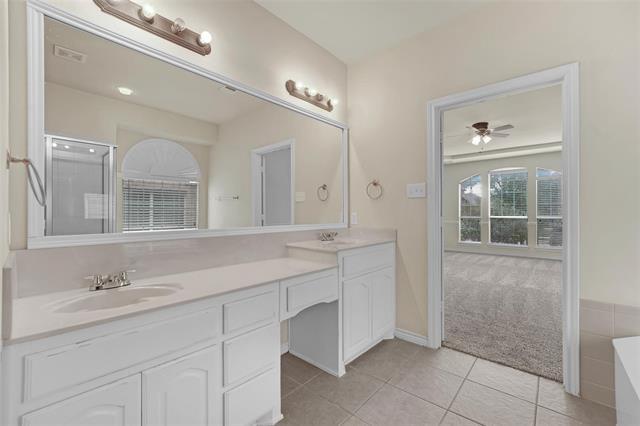 Building Photo - 10438 Coach House Ln