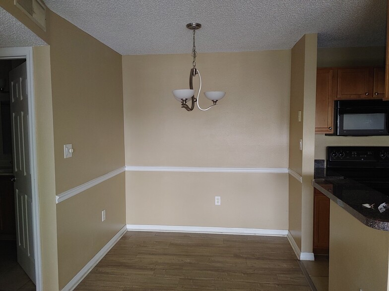 Dinette area! - 215 Lake Brook Cir