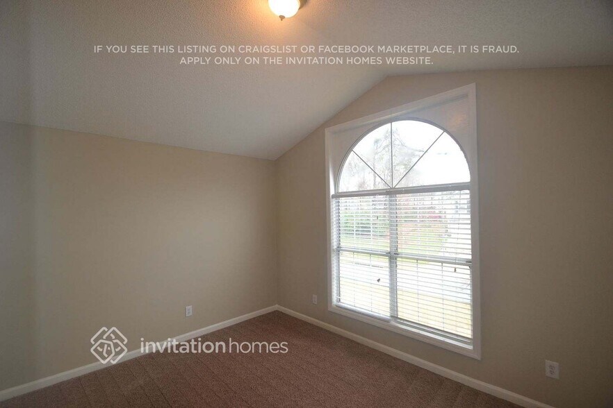 Building Photo - 4200 Pullman Ln