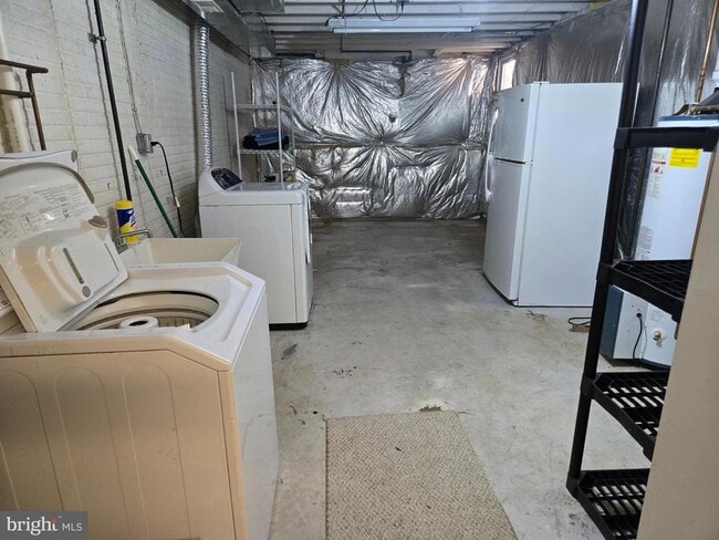 Building Photo - 6801 Upper Mills Cir