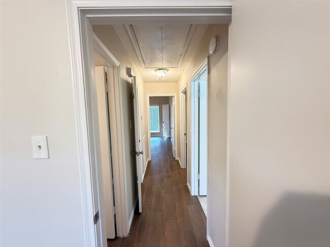 Building Photo - 2919 Hamm Rd