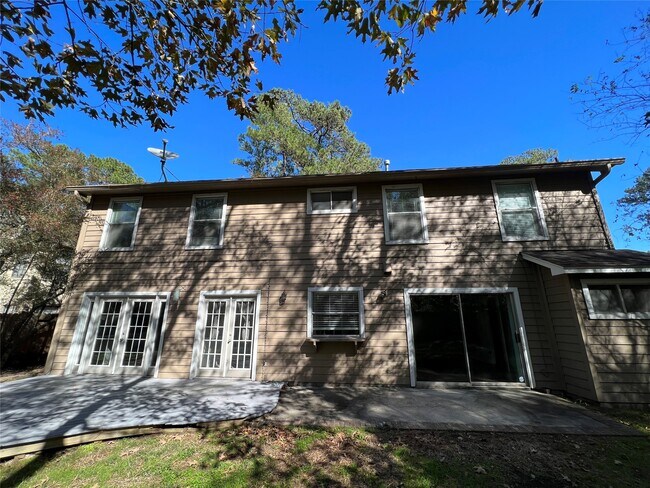 Building Photo - 38 Meadow Cove Dr