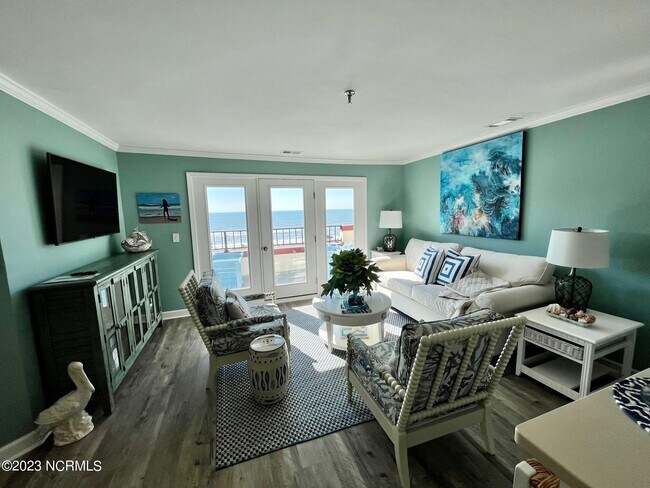 Building Photo - 790 New River Inlet Rd