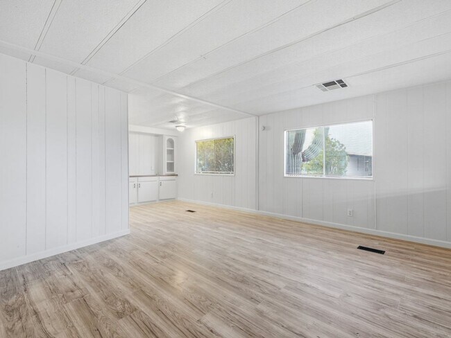 Building Photo - 1655 W Ajo Wy