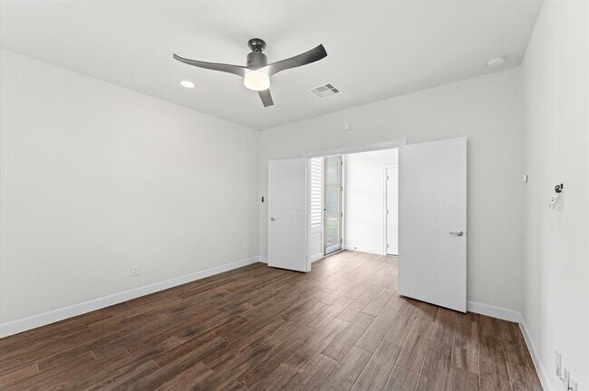 Building Photo - 312 Eado Park Cir