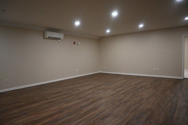 Floorplan - Square 131 - 4880 - 12 Plex
