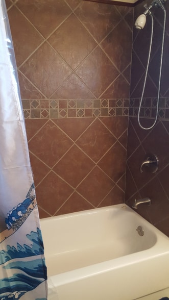 Building Photo - 3300 N Overland Trail