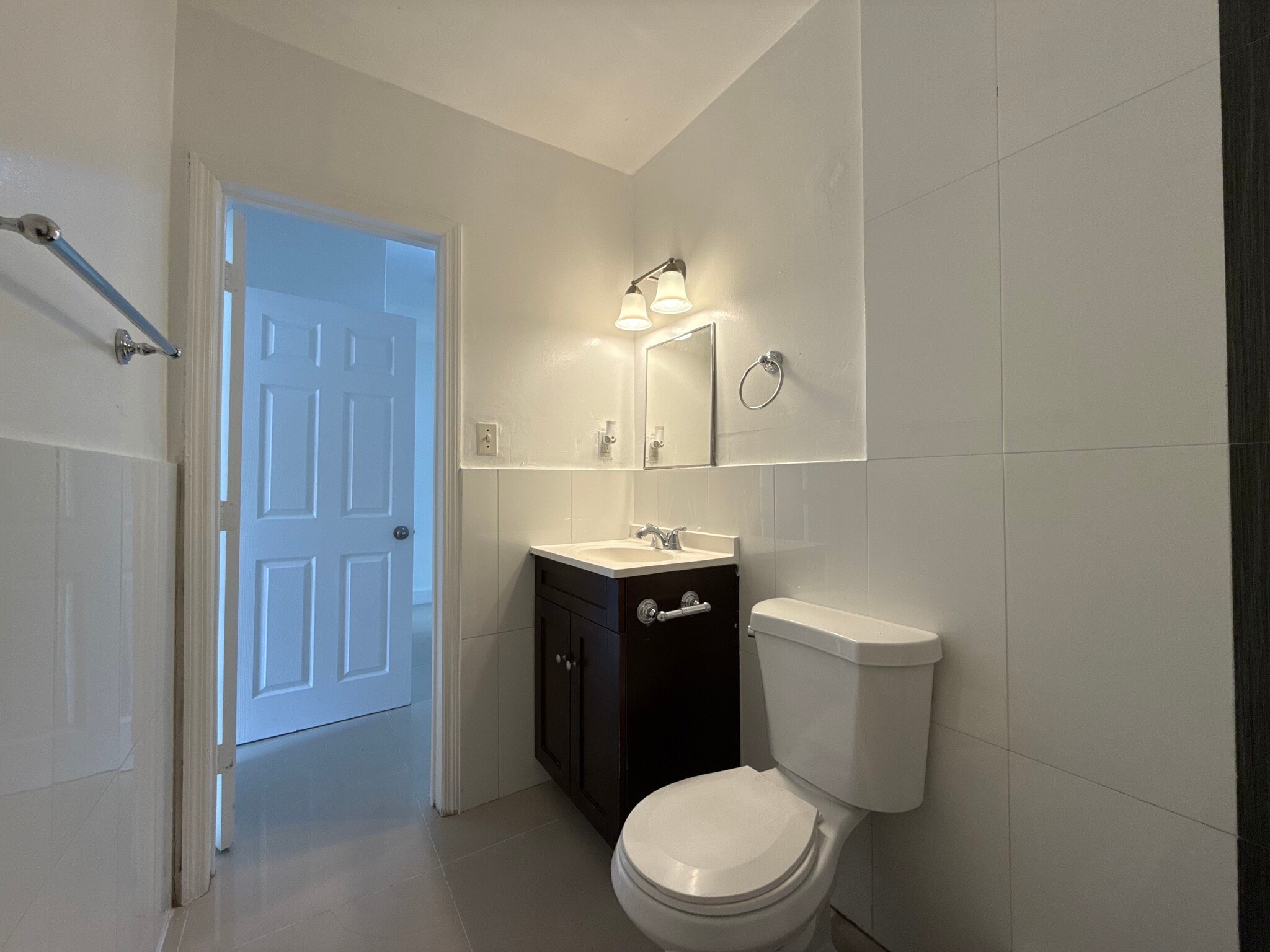 Building Photo - 911 NW 57th St