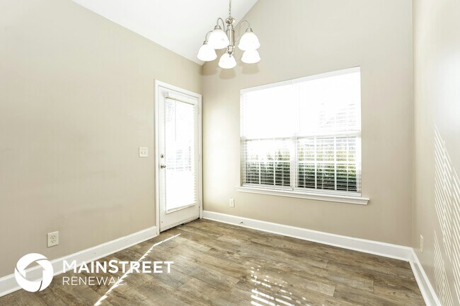 Building Photo - 1339 Lone Oak Rd