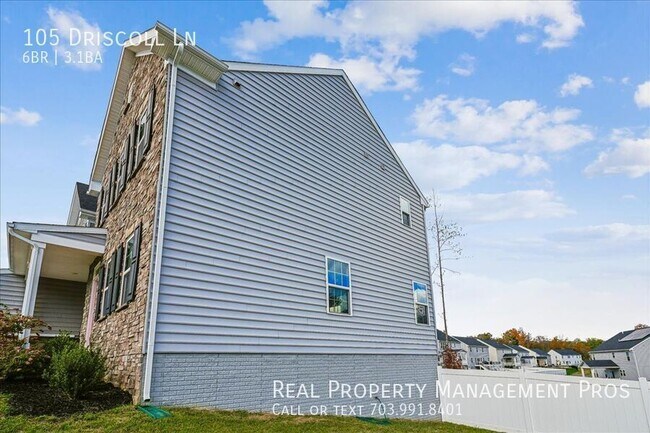 Building Photo - 105 Driscoll Ln