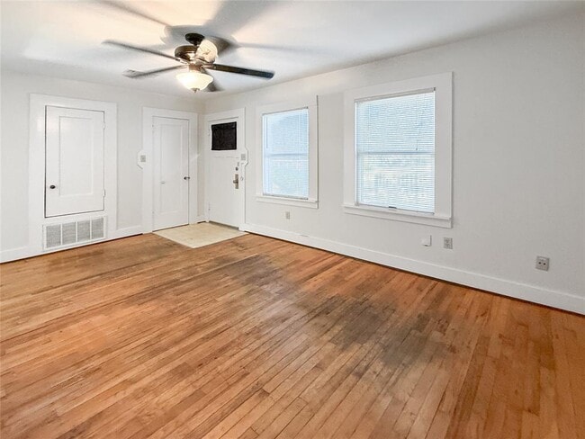 Building Photo - 4812 Ramsey Ave