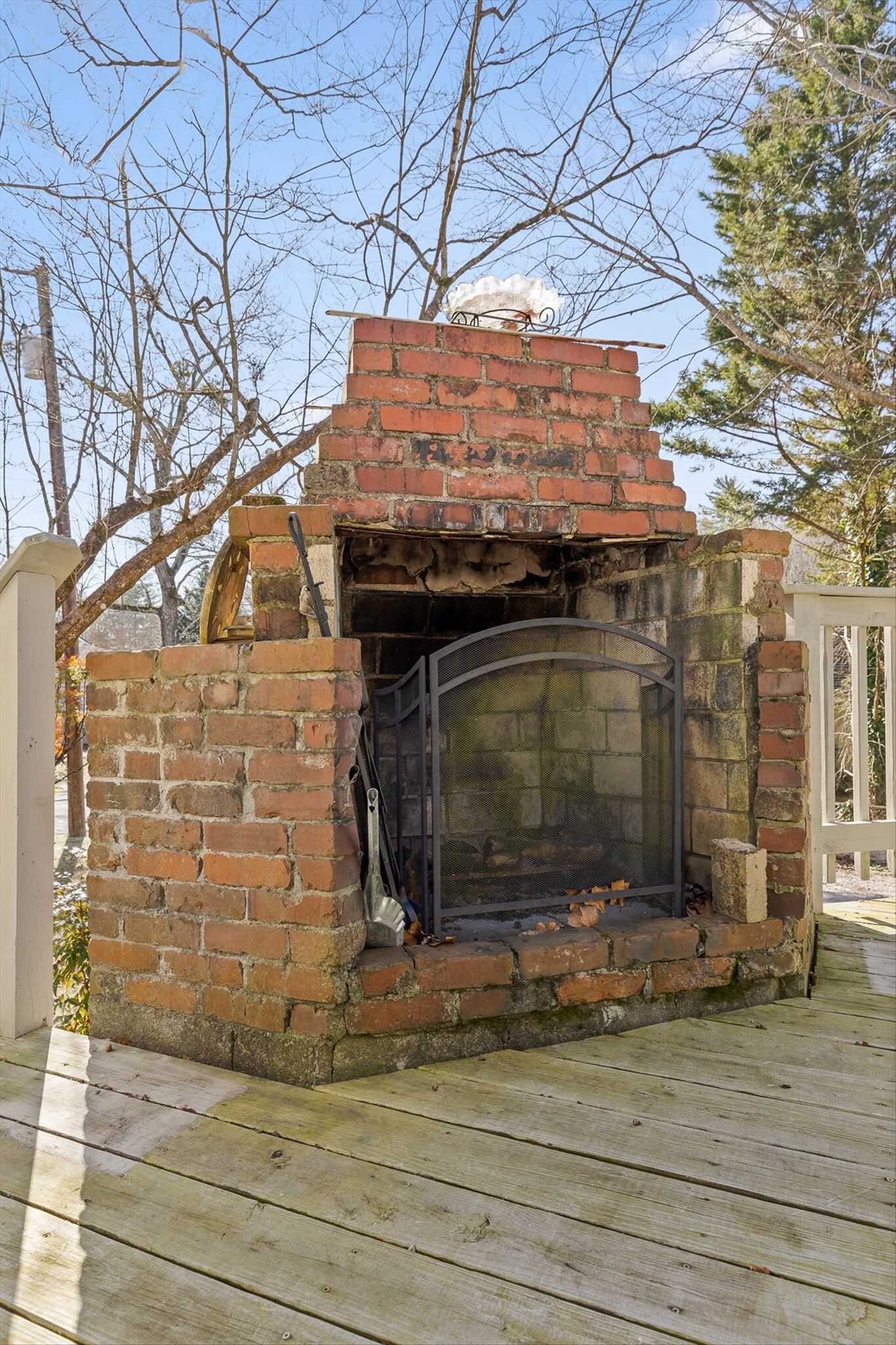 Building Photo - 844 Linden Hall Rd