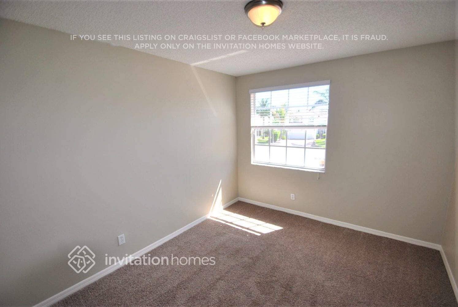 Building Photo - 7171 Saratoga Waters Way