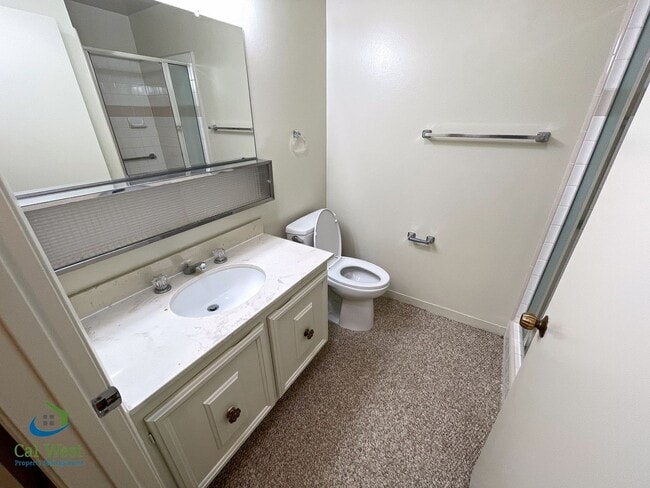 Building Photo - $2,695 - 2 Bed/2 Bath Retirement Resort Li...