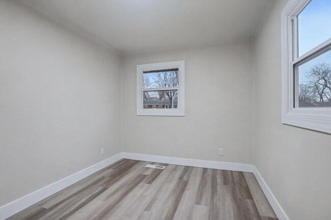 Building Photo - 4201 Lobata Pl