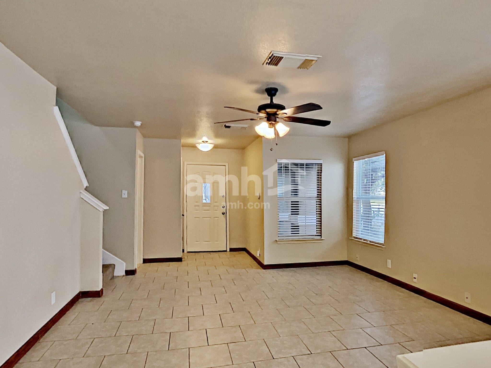 Building Photo - 4974 Bending Elms