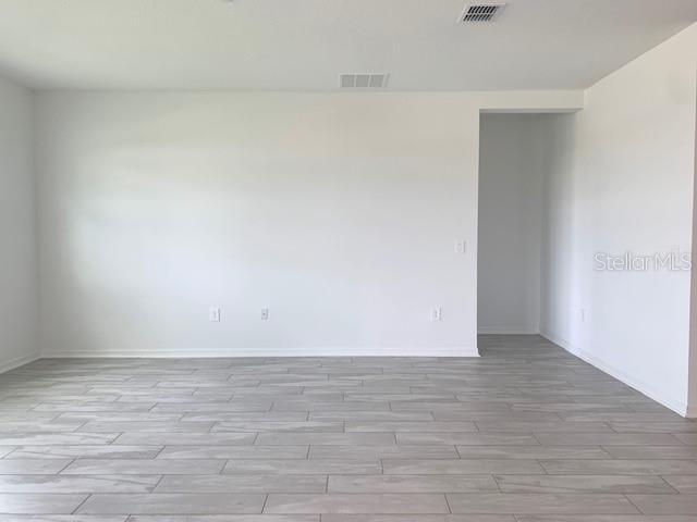 Building Photo - 656 Grove St