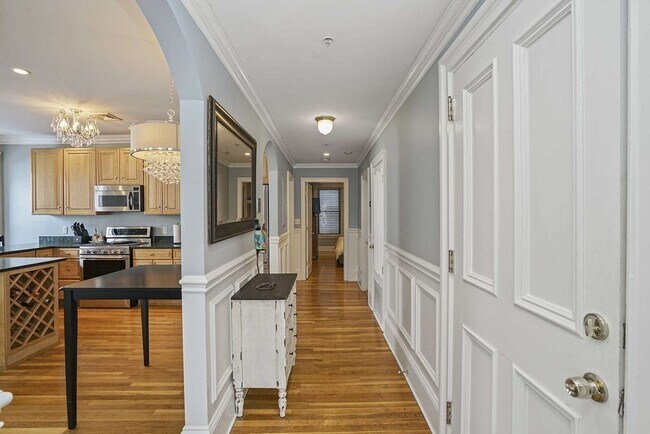 Building Photo - 278 K St