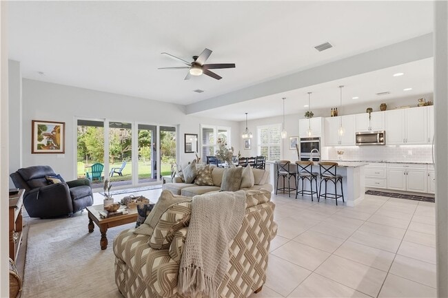 Building Photo - 108 Snowy Egret Way