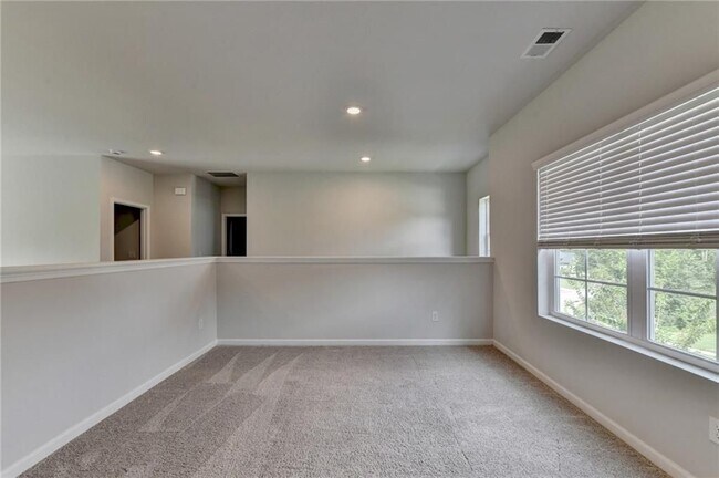 Building Photo - 3828 Amicus Dr