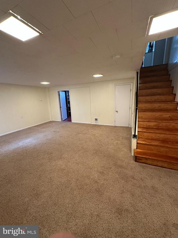 Building Photo - 1530 Cottage Ln