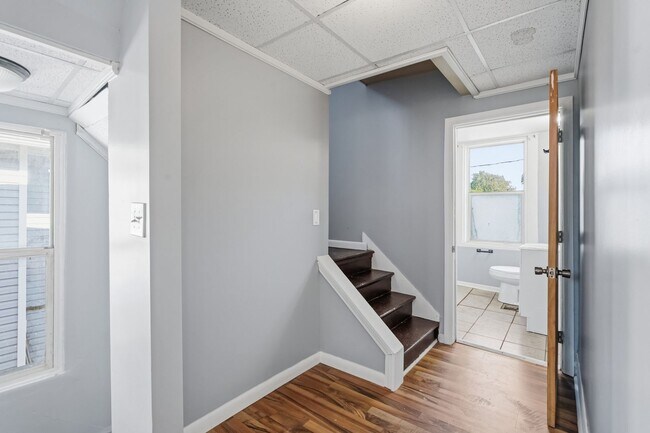 Building Photo - 921 15th St