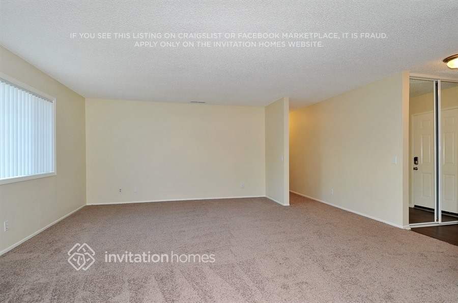 Building Photo - 1020 Amber Ln