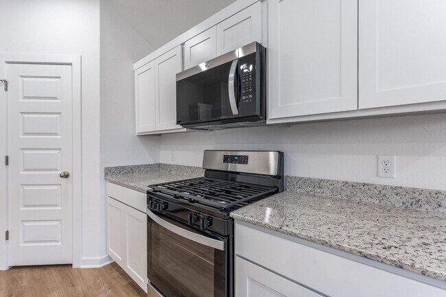 Building Photo - Beautiful New Construction Home – Ready for Immediate Move-In!