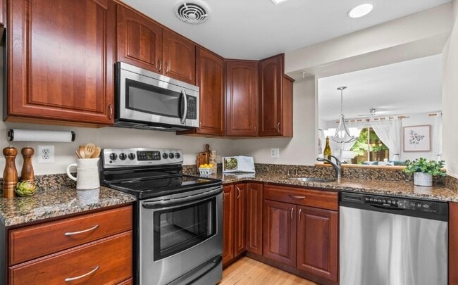 Building Photo - 59 Brassie Ct