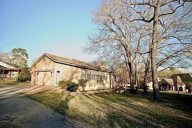 Primary Photo - 16 Golf Vw Mnr