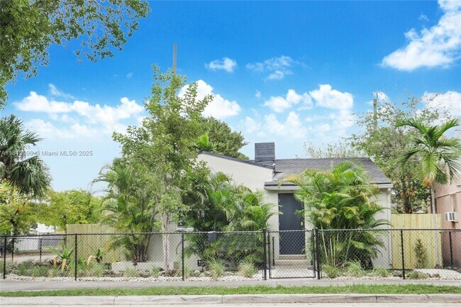 Building Photo - 951 NW 46th St