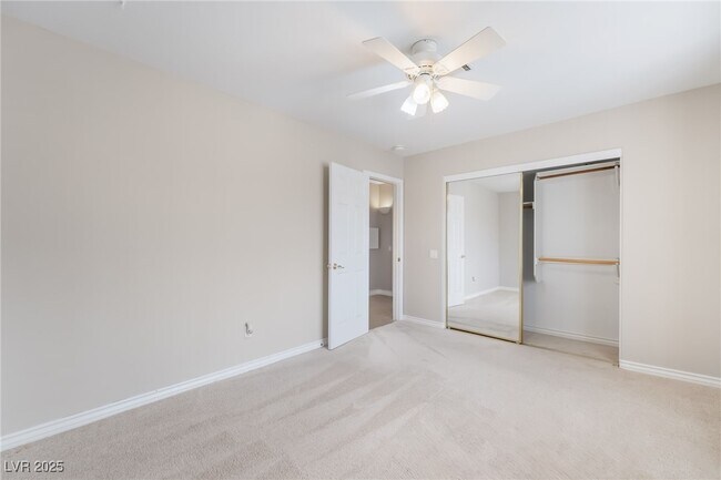 Building Photo - 8516 Summer Vista Ave