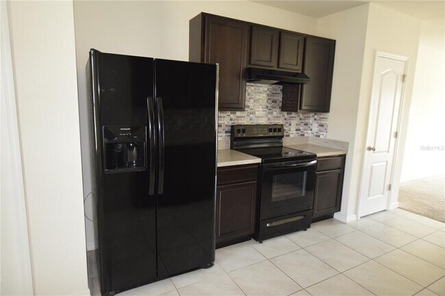 Building Photo - 946 Shady Tree Ln