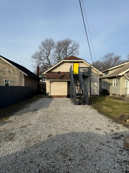 Building Photo - 1221 N Dearborn St