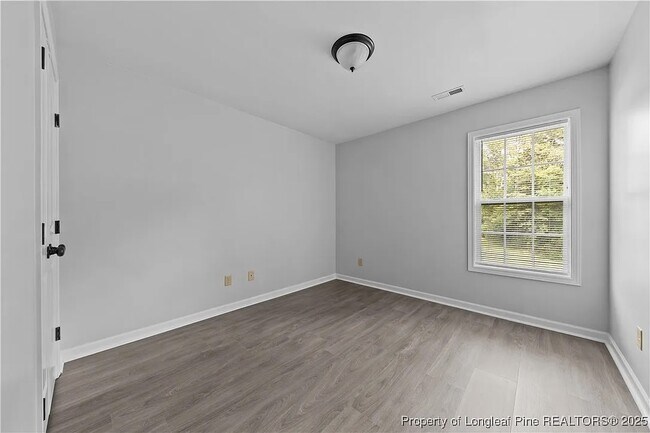 Building Photo - 125 Burgess Ln