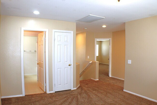 Building Photo - Moreno Valley Ranch, Spacious 4 Bedroom