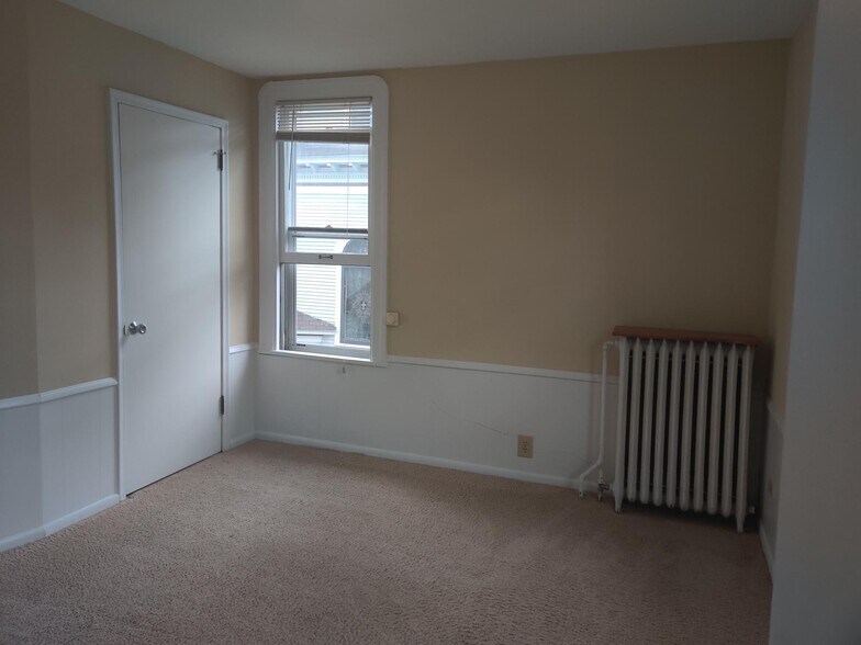 Bedroom View #1 - 2514 Girard Ave S