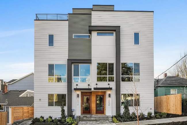 Building Photo - 3631 1st Ave NW
