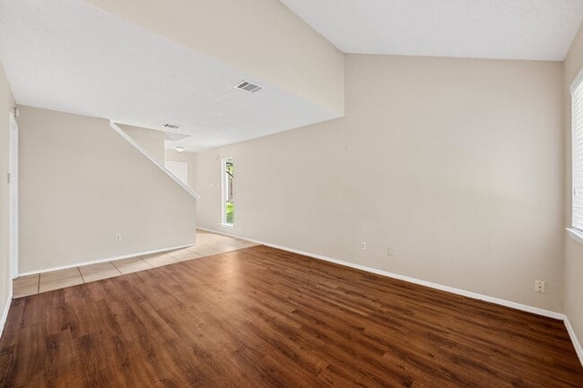 Building Photo - 7602 Woodstone Cove