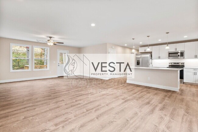 Building Photo - 2506 Turnpike Rd