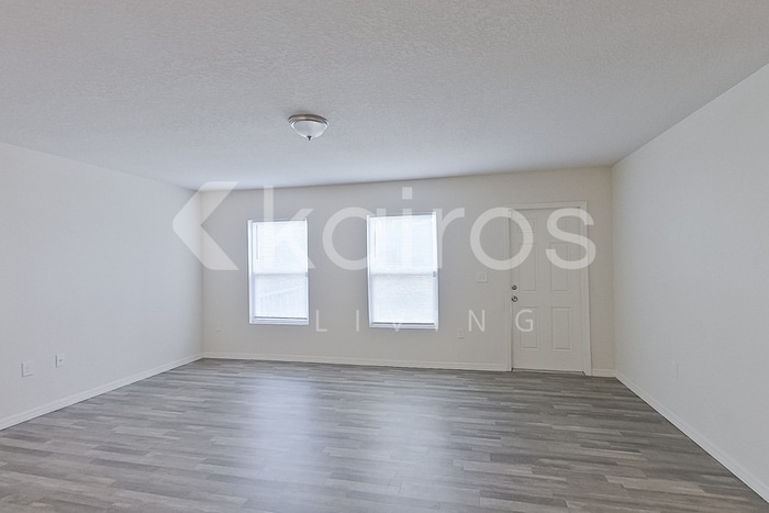 Building Photo - 10117 Elgin Blvd